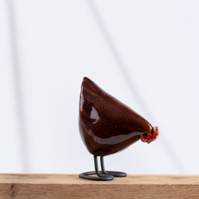 Ptaszek KURA DZIOBIĄCA Brązowa